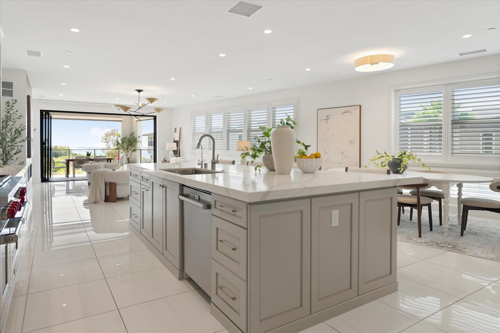 208 Ocean Place